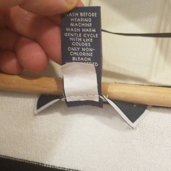 Women's top - Picture 6 of 6